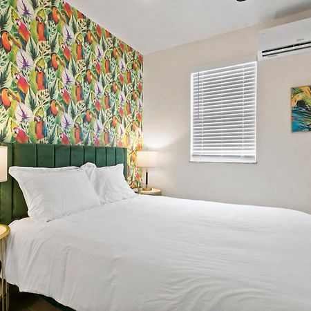 Bayside Safari 1Bed 1 Bath Apartment Tampa Exterior foto