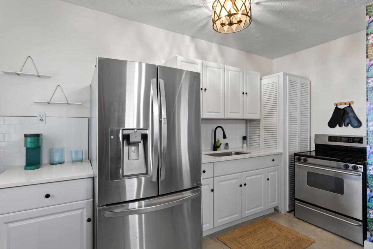 Bayside Safari 1Bed 1 Bath Apartment Tampa Exterior foto